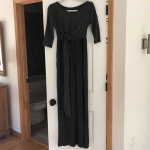 Maternity Grey knit maxi dress